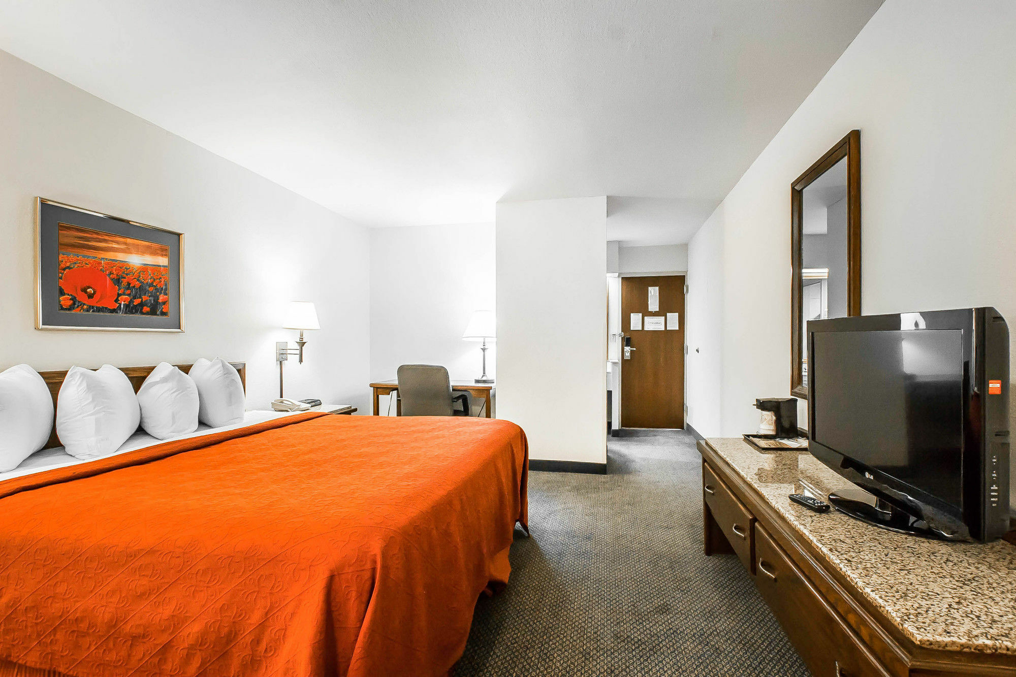 Quality Inn & Suites North Springfield Esterno foto