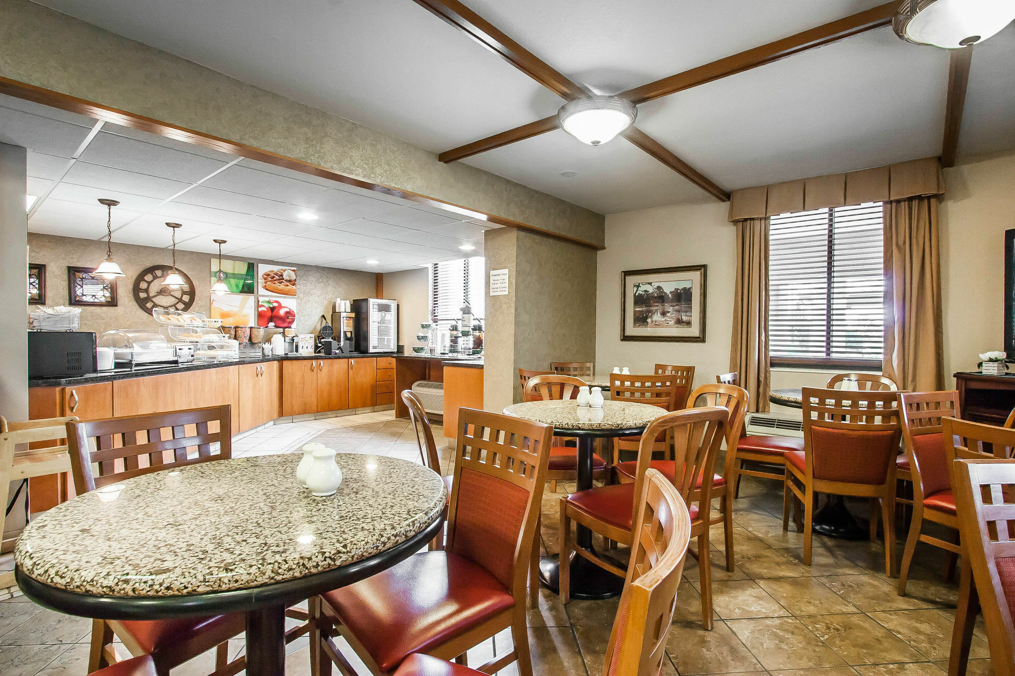 Quality Inn & Suites North Springfield Esterno foto