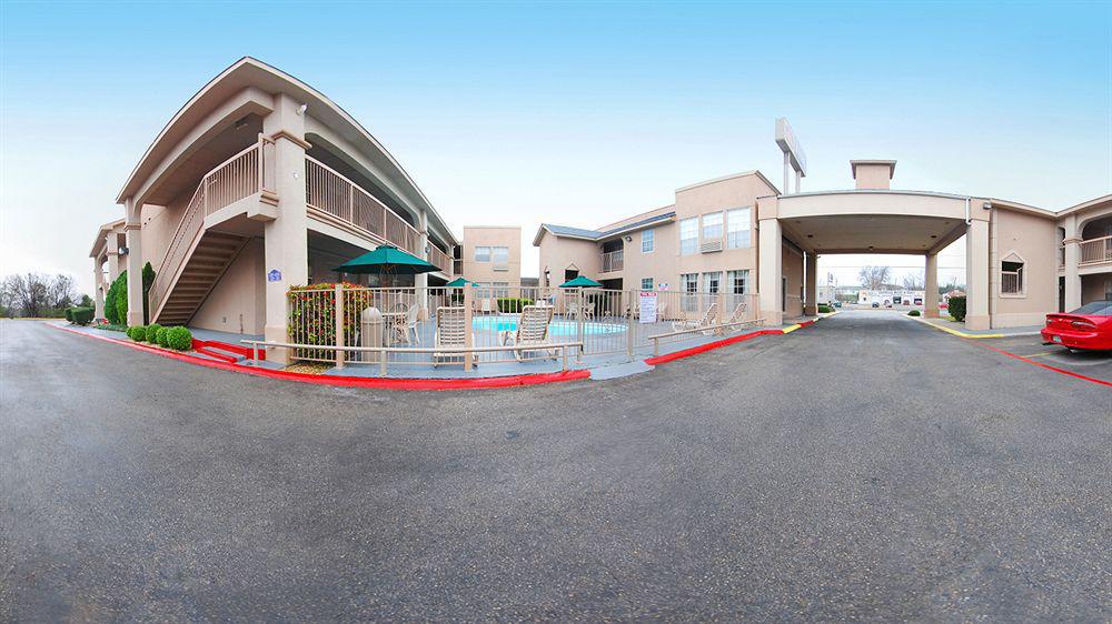 Quality Inn & Suites North Springfield Esterno foto